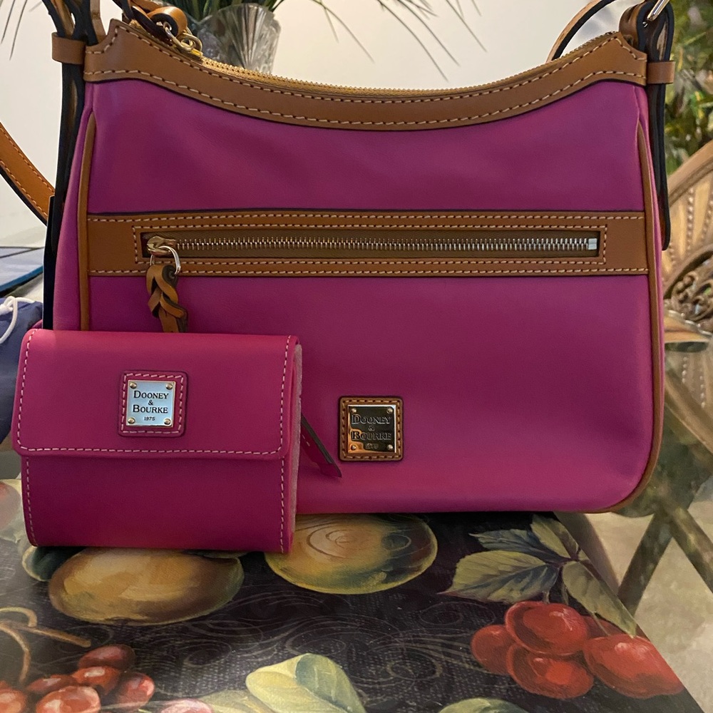 Dooney Bourke
